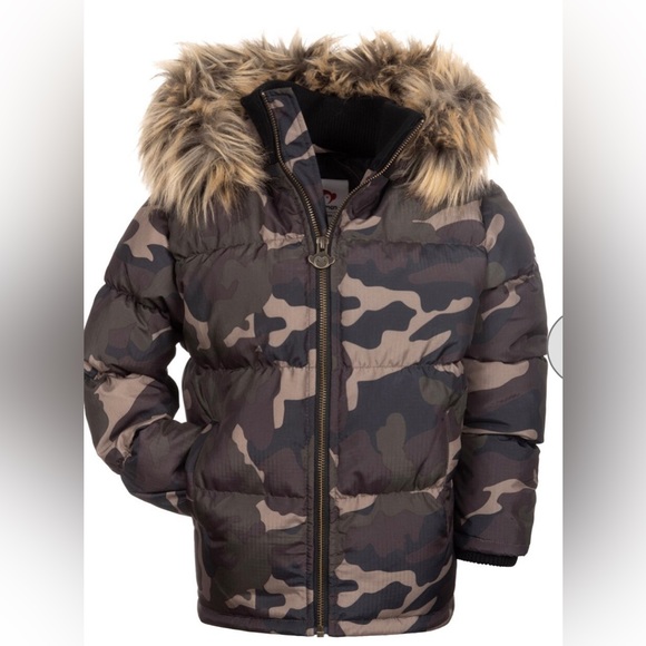 YOUTH APPAMAN BASE CAMP CAMOUFLAGE DOEN PUFFER JACKET SIZE 7